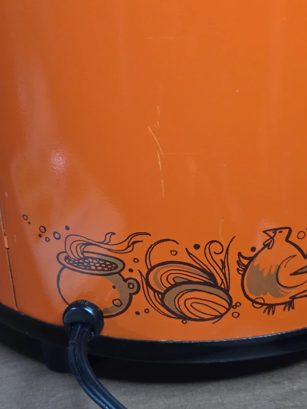 Vintage Rival Orange Crock-Pot With Glass Lid And Book, Very Nice